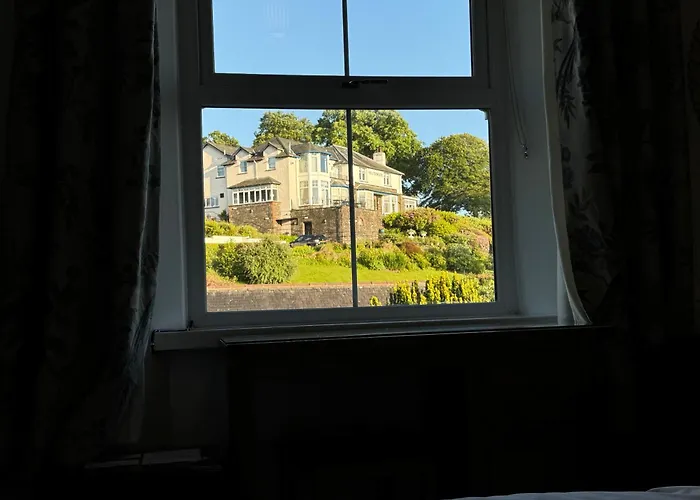 King-bed En-suite Guest house *